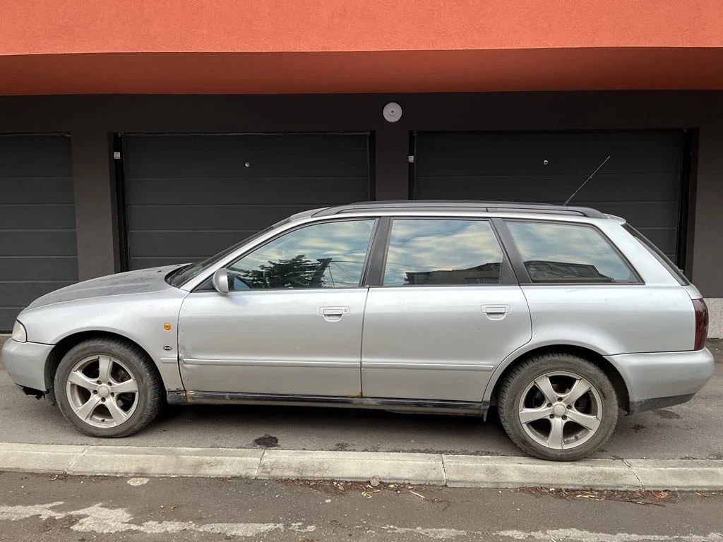Audi A4 1.8 123 коня комби - изображение 2