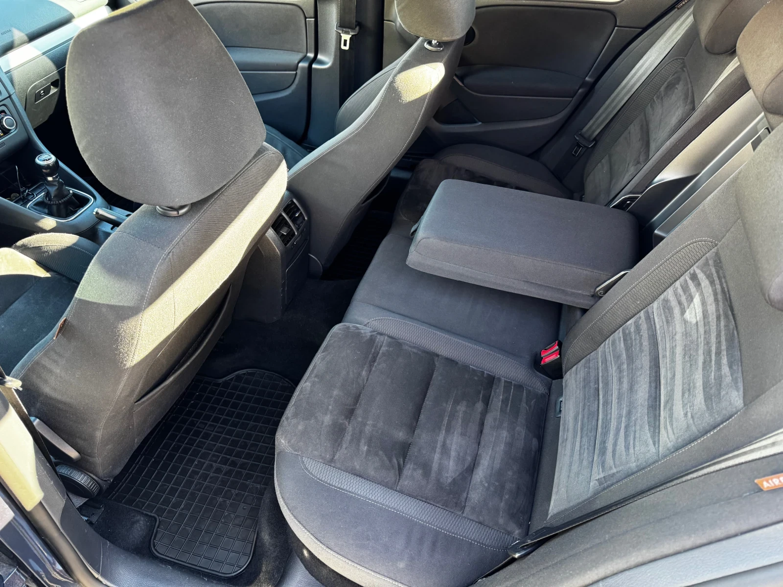 VW Golf 2.0TDI4x4 - изображение 10