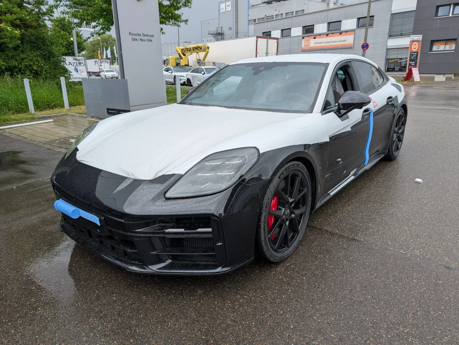 Porsche Panamera TURBO PLUG-IN HYBRID EXCLUSIVE MANUFACTUR BURM - изображение 3