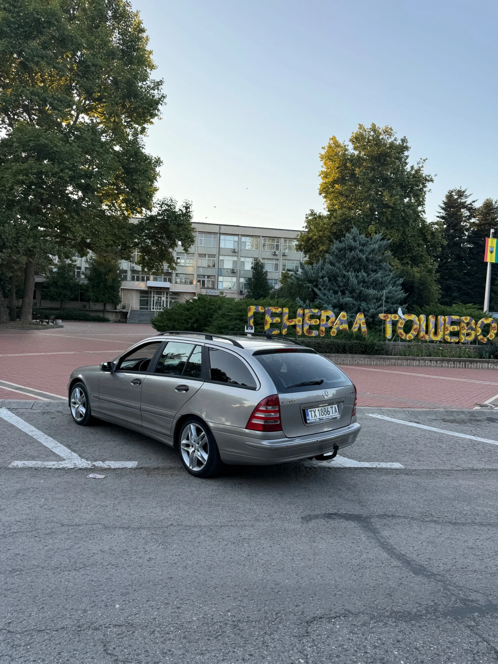 Mercedes-Benz C 200  - изображение 3