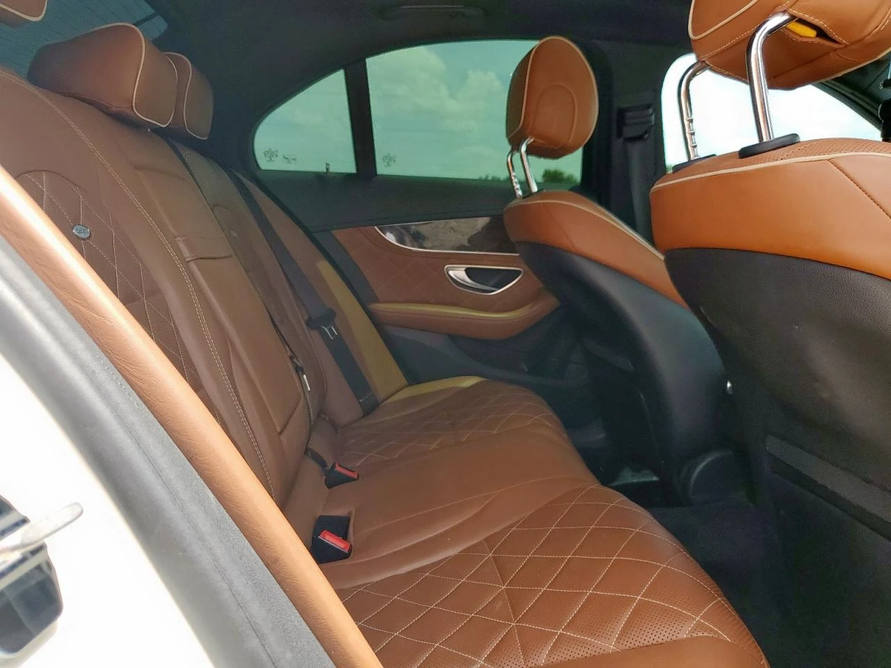 Mercedes-Benz C 43 AMG 4MATIC* Designo* Burmester* Подгрев* Пано* Камера* - изображение 10