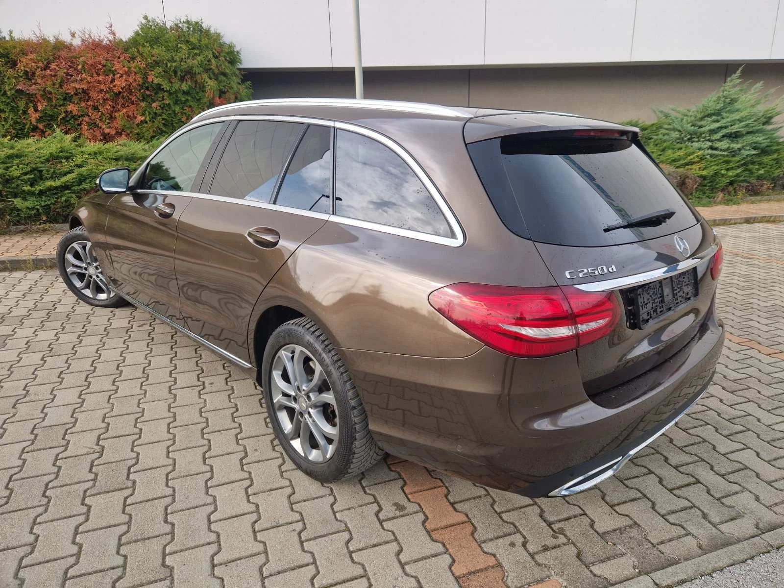 Mercedes-Benz C 250 4matic/Avangarde/Head Up/Швейцария - изображение 3