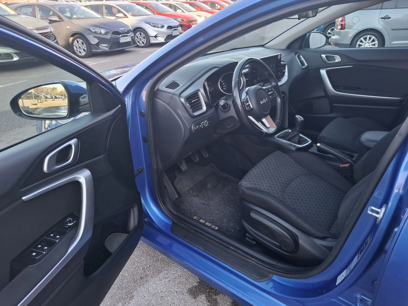 Kia Ceed 1.5 T-gdi Comfort Гаранция - изображение 9