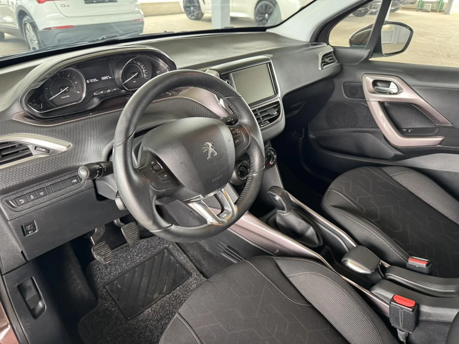 Peugeot 2008 1.6 | Mobile.bg � ����������� 8