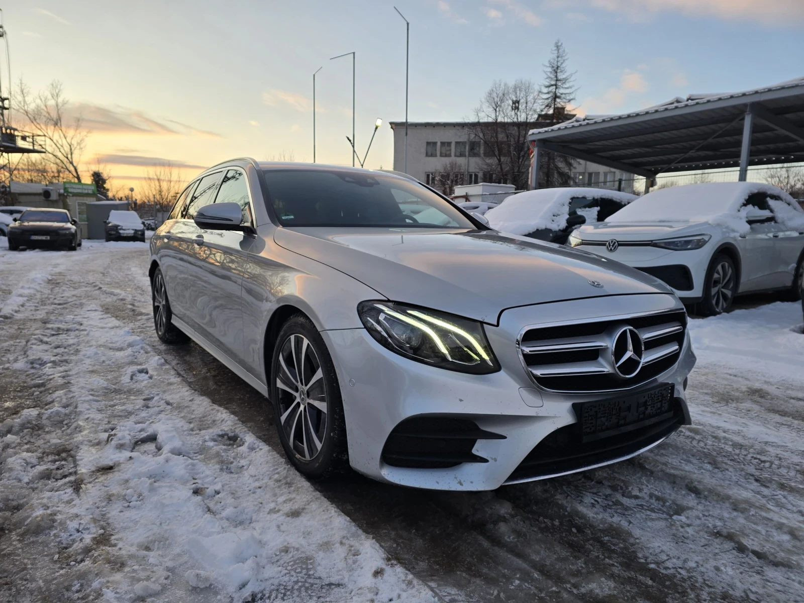 Mercedes-Benz E 220 2.2CDI 194�.� Head-up 4MATIC AMG | Mobile.bg � ����������� 2