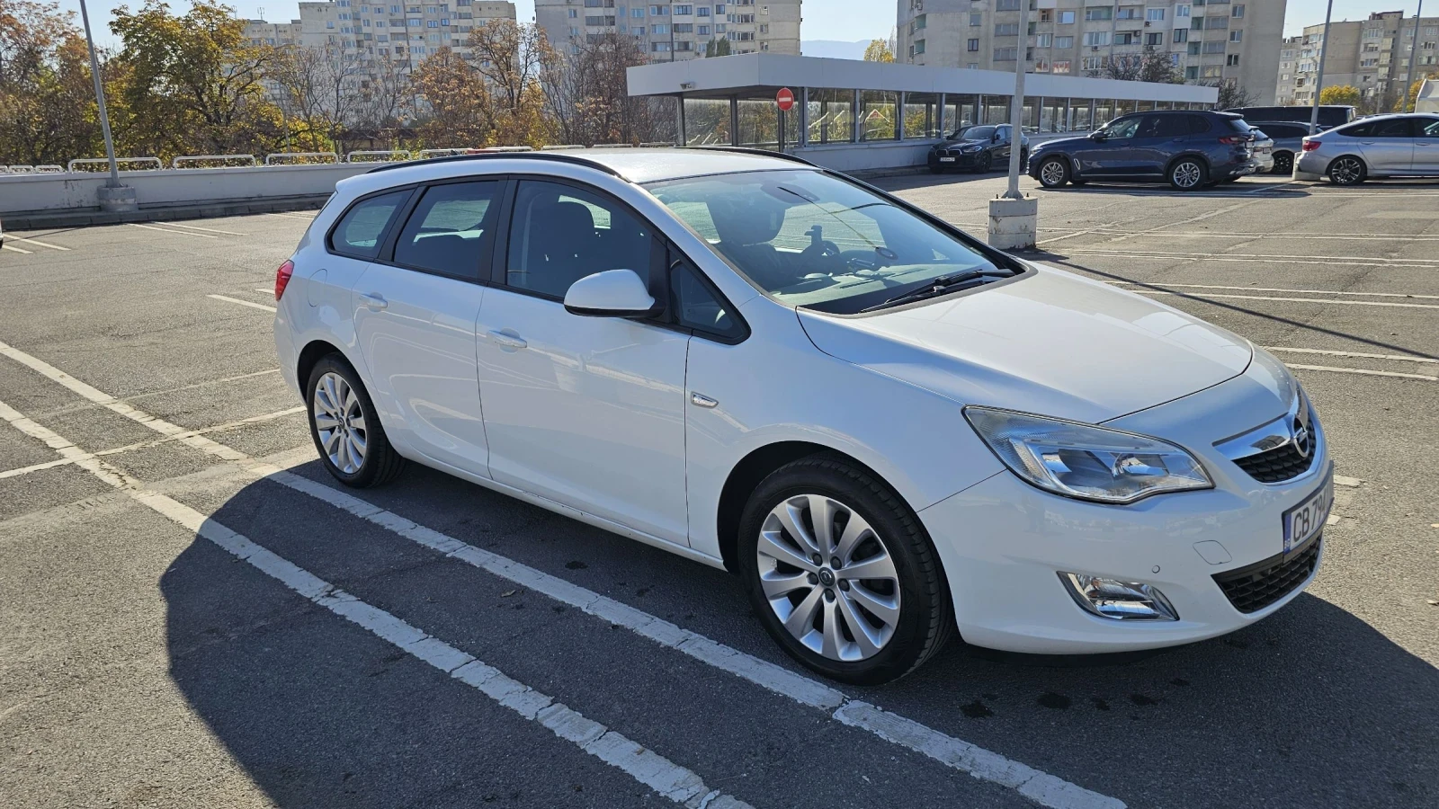 Opel Astra J - изображение 3