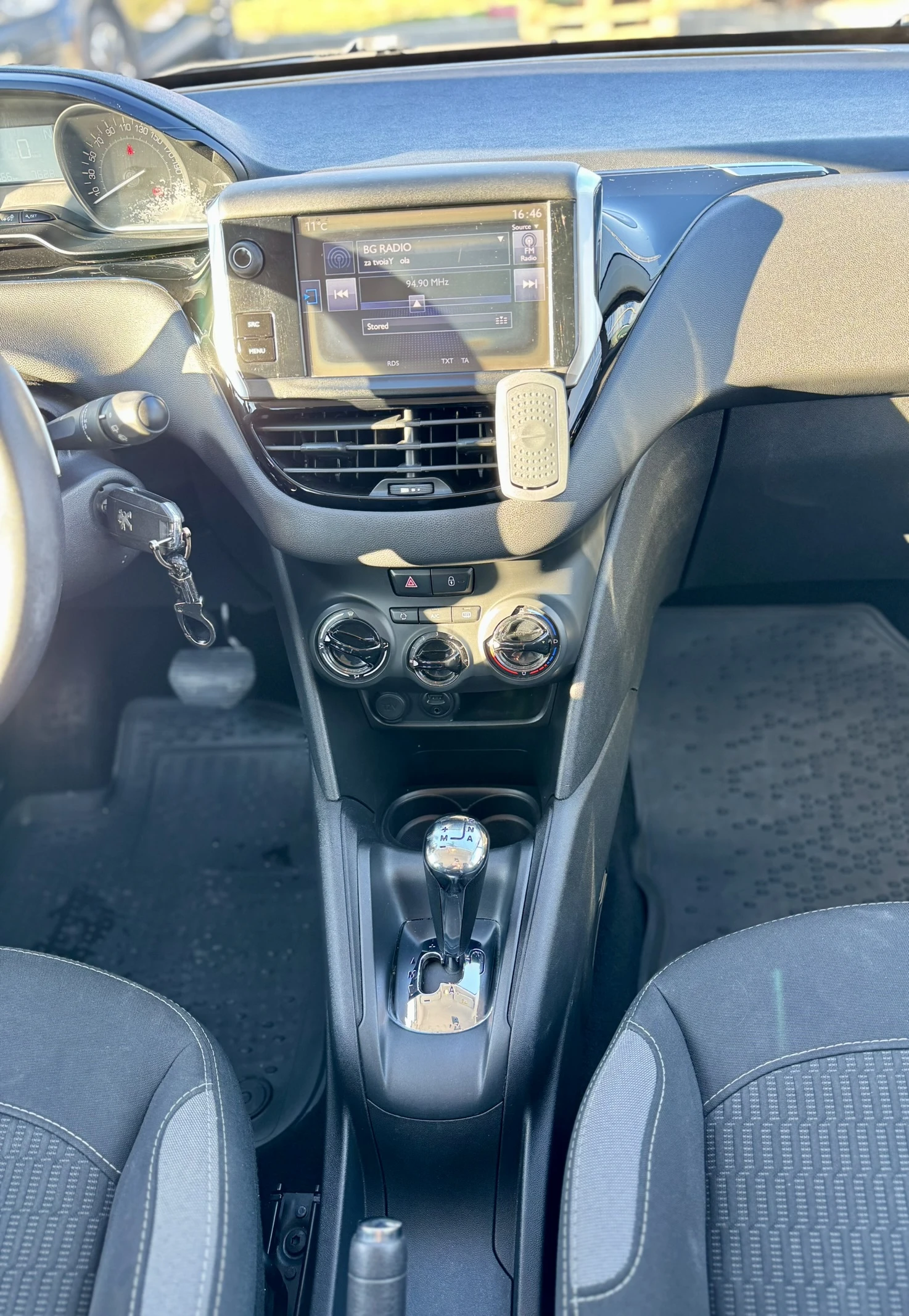 Peugeot 208 Active 1.2 VTi | Mobile.bg � ����������� 7