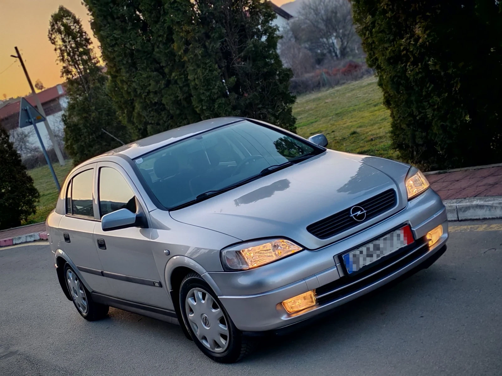 Opel Astra 1.6I(84)* COMFORT-EDITION* НОВ ВНОС* , снимка 9 - Автомобили и джипове - 53817791