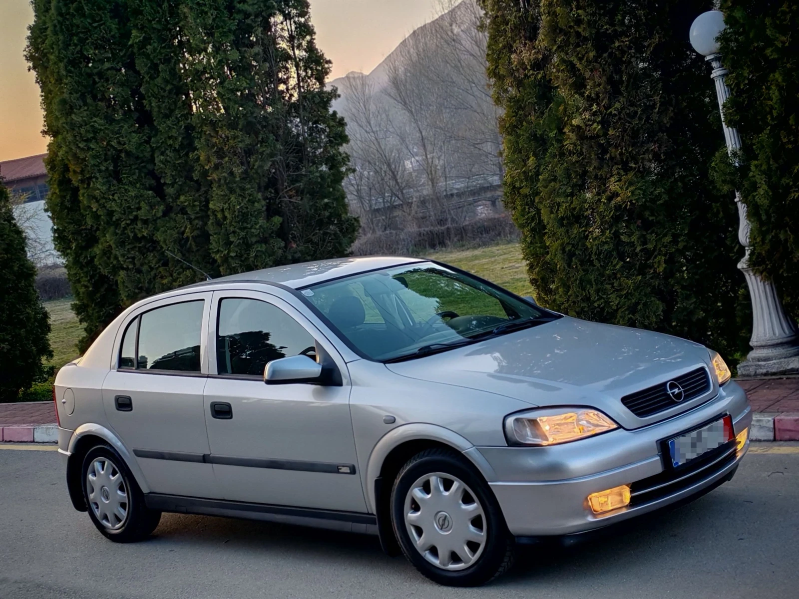 Opel Astra 1.6I(84)* COMFORT-EDITION* НОВ ВНОС* , снимка 8 - Автомобили и джипове - 53817791