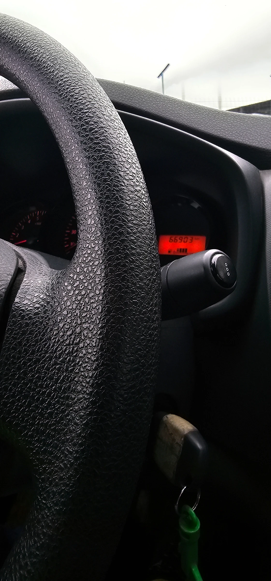 Dacia Logan, снимка 7 - Автомобили и джипове - 53914631