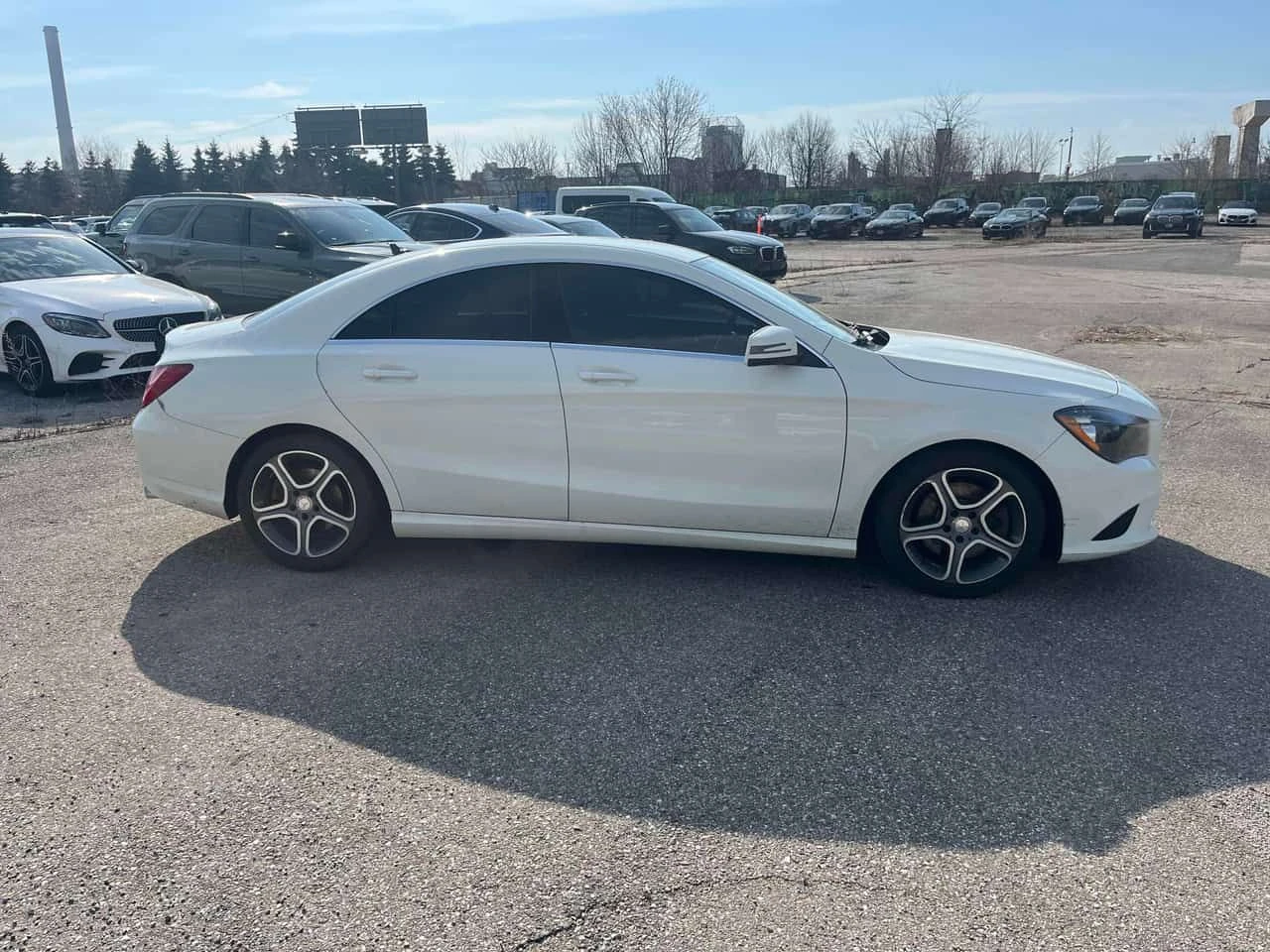 Mercedes-Benz CLA 250 /ПОДГРЕВИ/БЕЗ ИНЦИДЕНТИ/ОТ ПРЕДСТАВИТЕЛСТВО, снимка 4 - Автомобили и джипове - 54155337