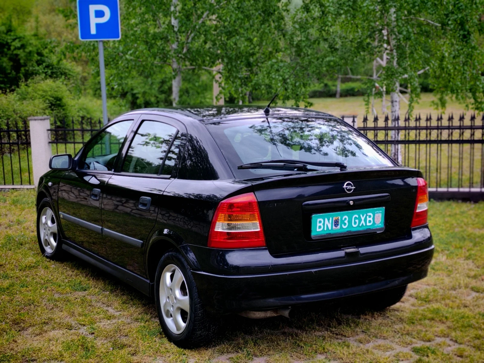 Opel Astra 1.6I 16V(101)* АВТОМАТИК* КЛИМАТИК* НОВ ВНОС* , снимка 5 - Автомобили и джипове - 54477897