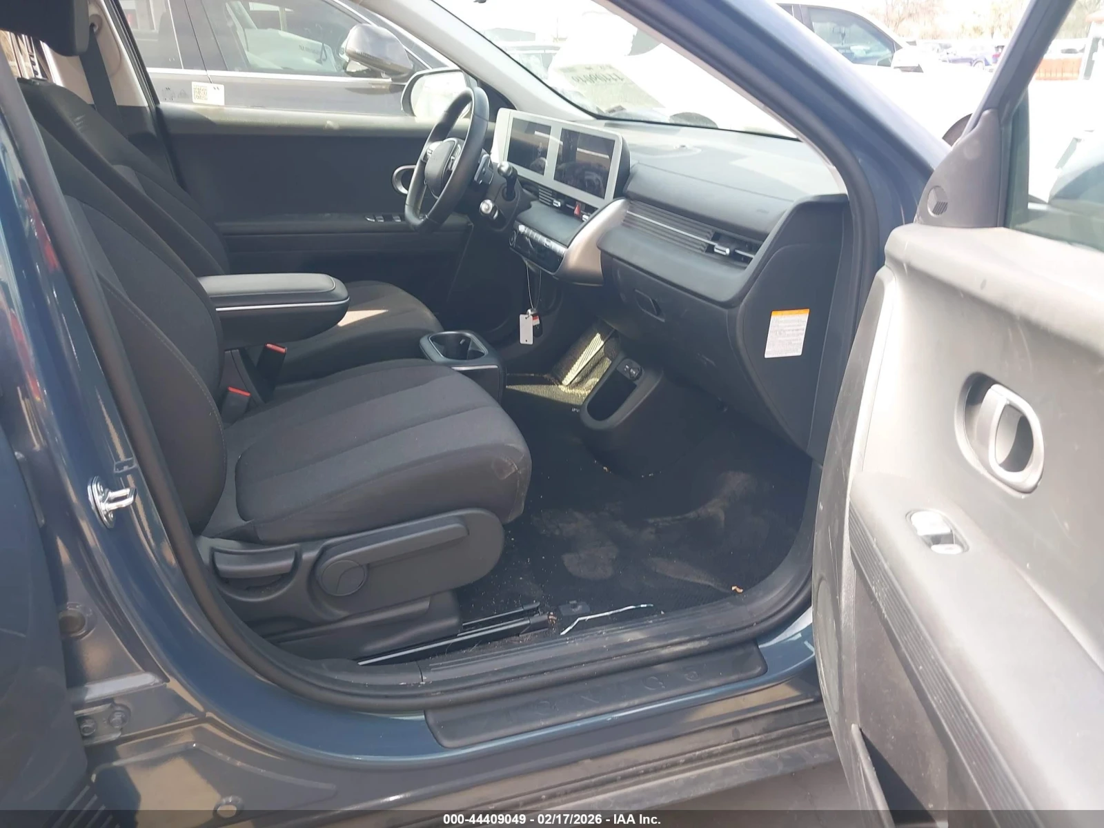 Hyundai Ioniq 5 SE * AWD* Сменен ICCU, снимка 8 - Автомобили и джипове - 54616527