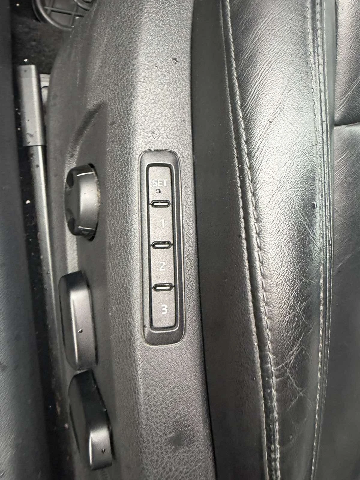 Skoda Superb 2.0TDI / Memory / Distronic , снимка 8 - Автомобили и джипове - 54656185