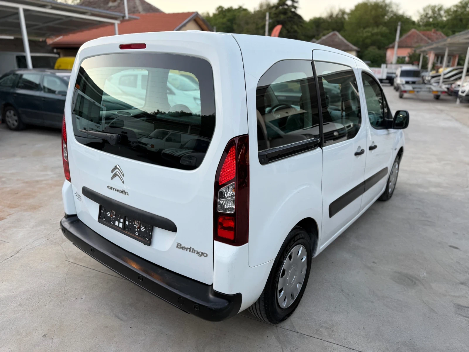 Citroen Berlingo 1.6 БЕНЗИН MULTISPACE ЛИЗИНГ, снимка 5 - Автомобили и джипове - 54762831