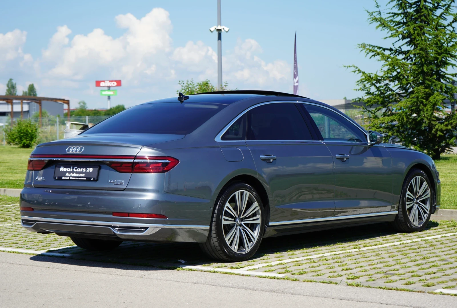 Audi A8 L* 50TDI* PANO* LASER* B&O 3D* NIGHT VISION* TV* , снимка 4 - Автомобили и джипове - 54831021
