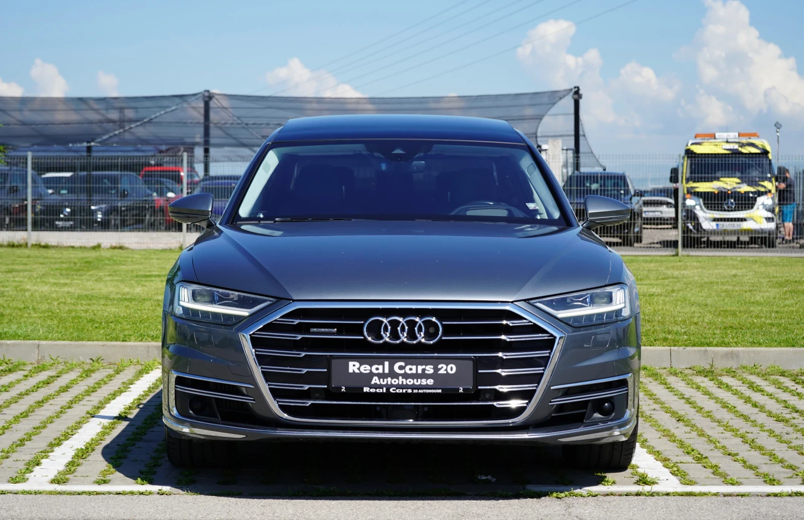 Audi A8 L* 50TDI* PANO* LASER* B&O 3D* NIGHT VISION* TV* , снимка 2 - Автомобили и джипове - 54831021