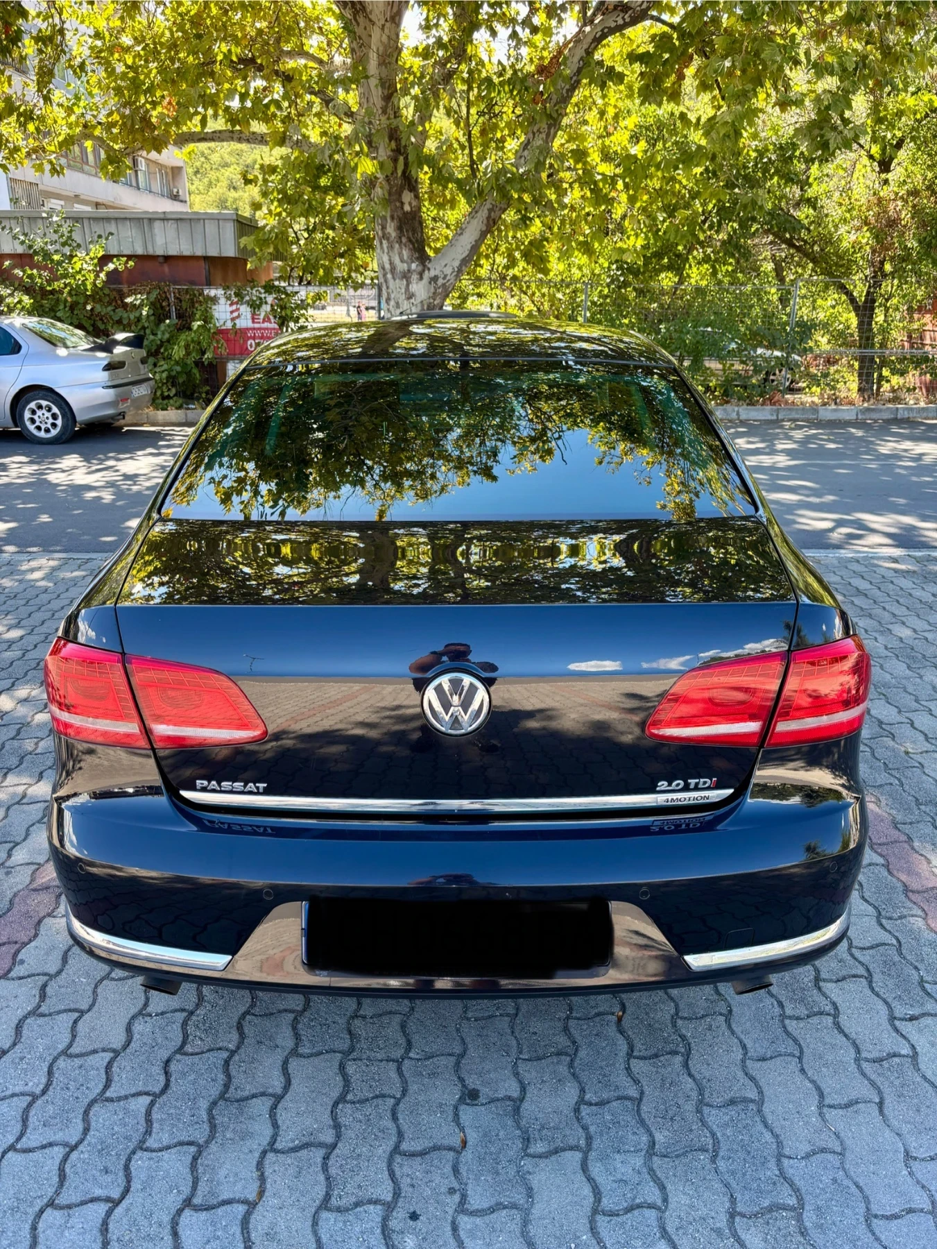 VW Passat 2.0 TDI 4motion, снимка 5 - Автомобили и джипове - 54832344