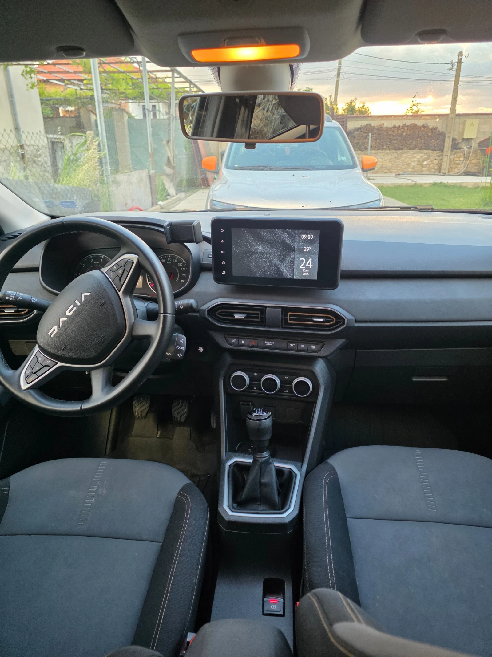 Dacia Jogger ECO-G Extreme, снимка 8 - Автомобили и джипове - 55007347