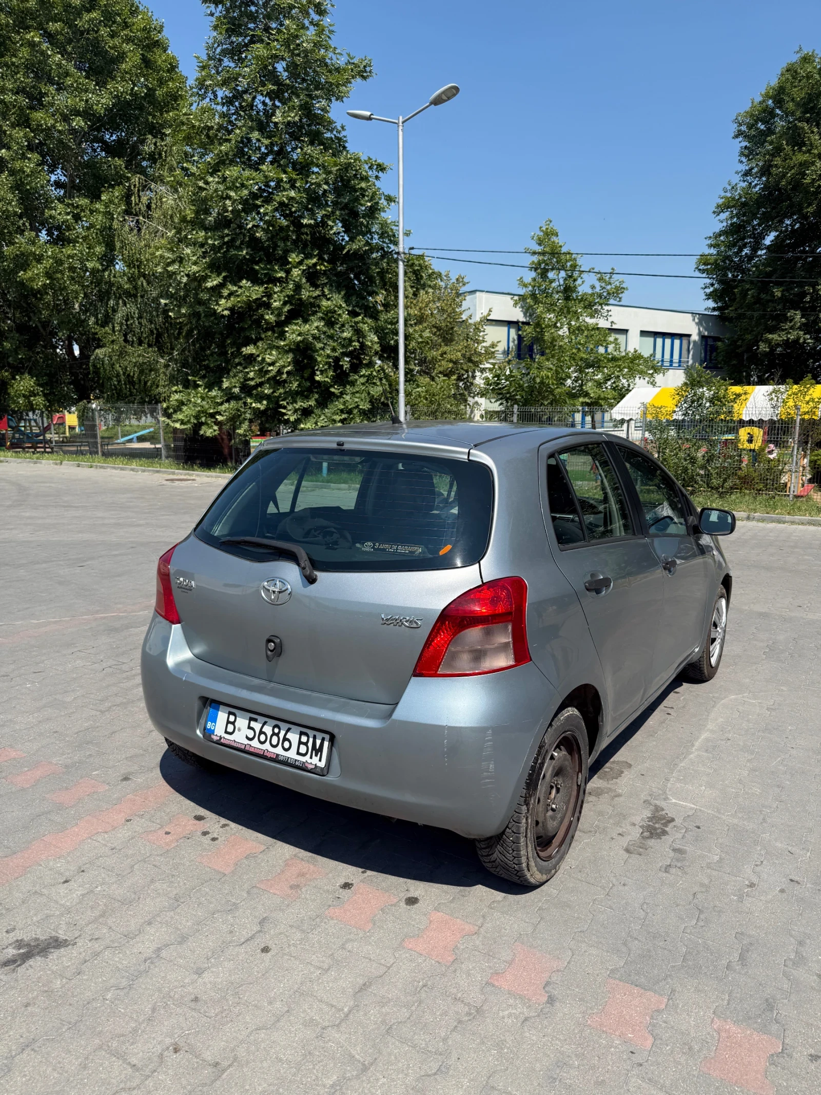 Toyota Yaris 1.3 VVT-i, снимка 5 - Автомобили и джипове - 55057129