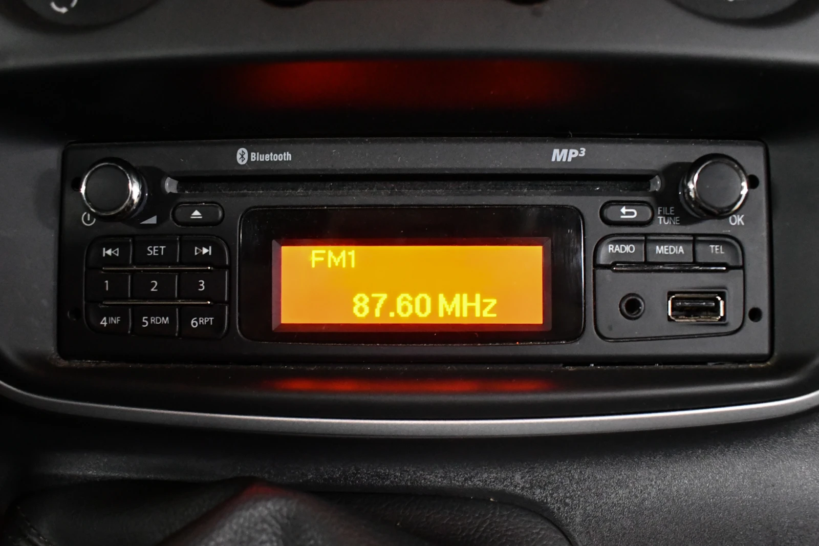 Renault Kangoo опция 2г.гаранция лизинг 100е/месец 2к.гуми, снимка 16 - Автомобили и джипове - 55108373
