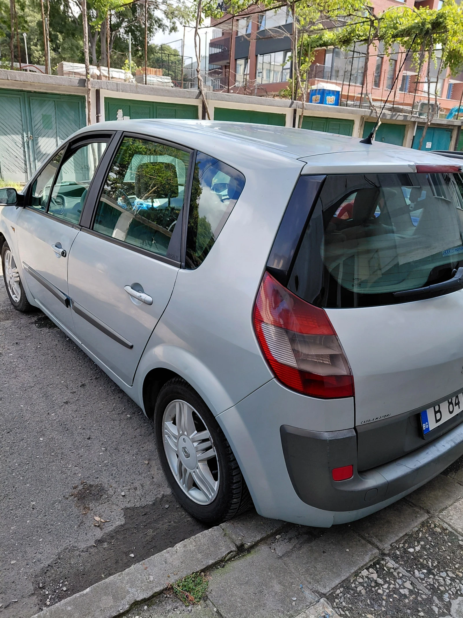 Renault Scenic, снимка 4 - Автомобили и джипове - 55392673