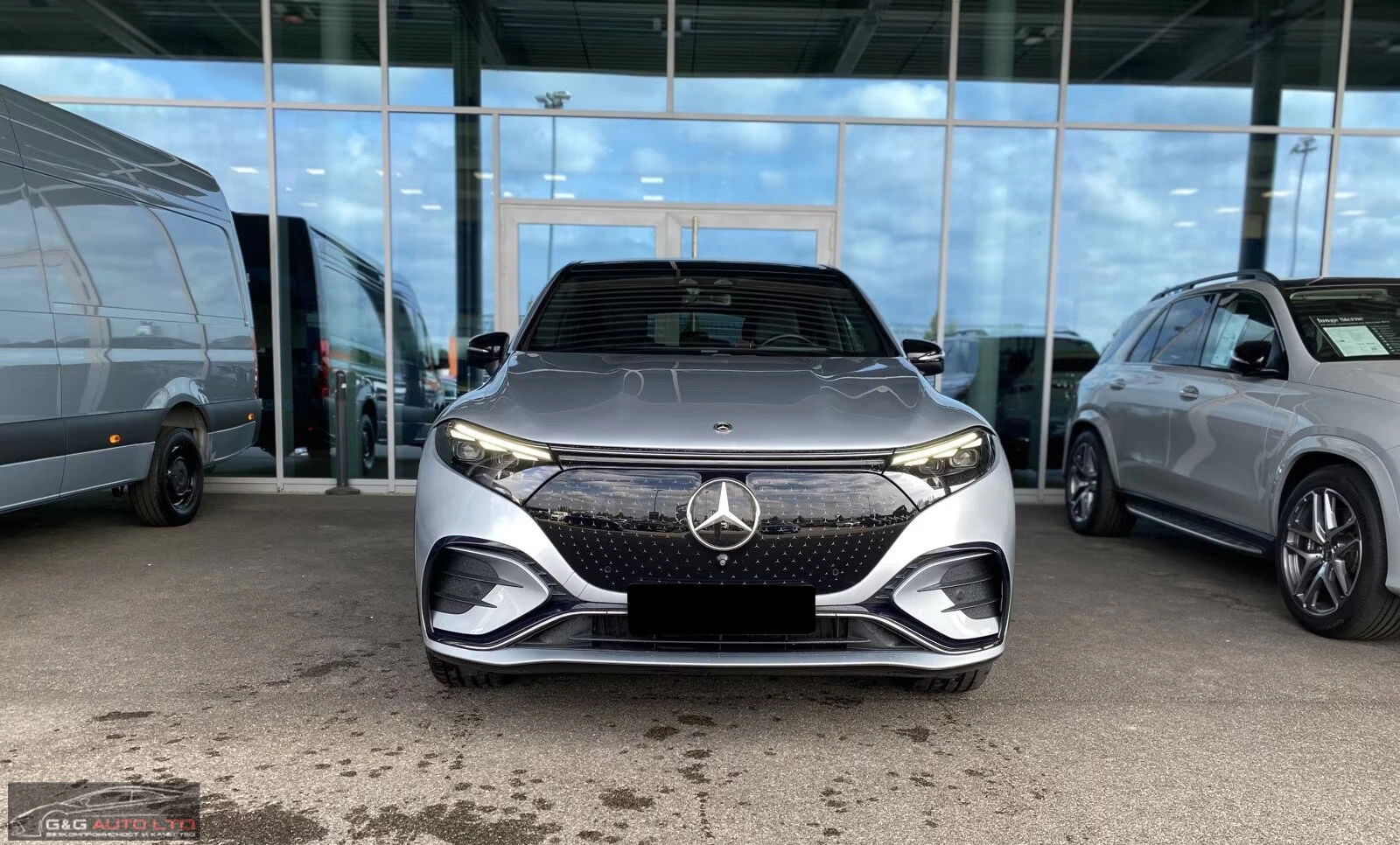 Mercedes-Benz EQS 450+ SUV/360HP/4MATIC/AMG/NIGHT/PANO/360/BURM/574q, снимка 2 - Автомобили и джипове - 55573340