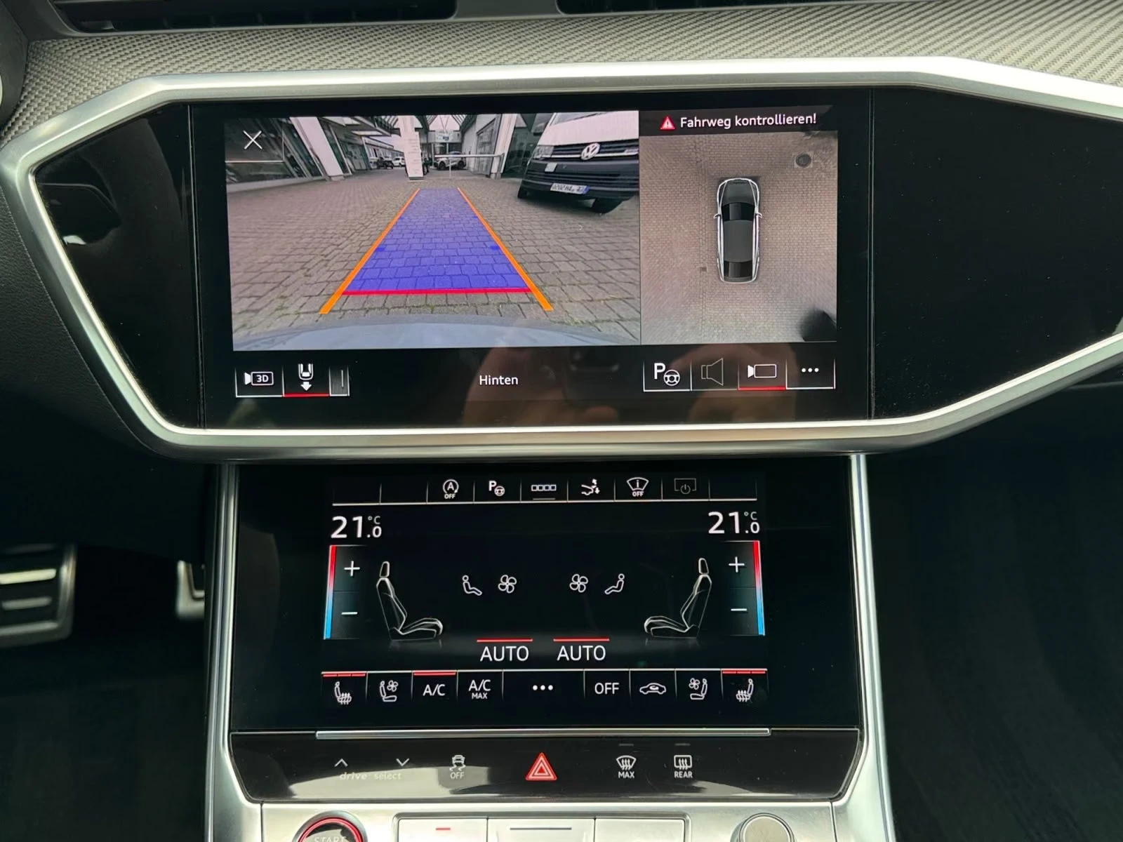 Audi Rs7 SPORTBACK/600HP/PANO/360/HUD/B&O/VENT794z, снимка 15 - Автомобили и джипове - 55706327