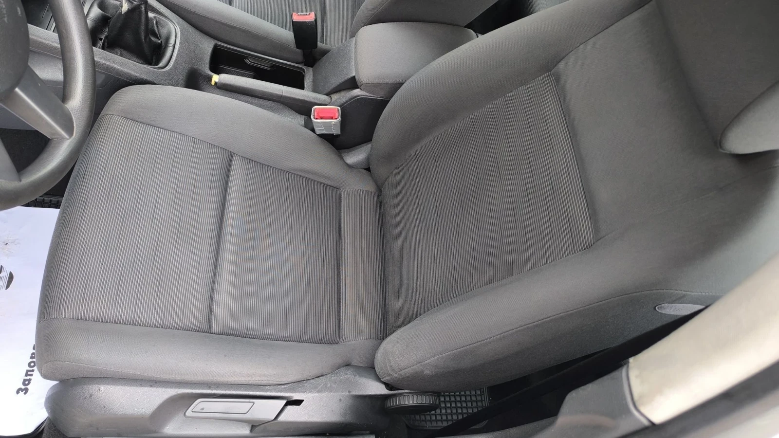 VW Golf 1.9tdi 90+ + + , снимка 11 - Автомобили и джипове - 55932307