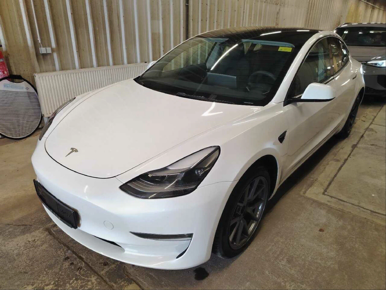 Tesla Model 3 75 kWh Long Range Dual Motor Leather Navi LED, снимка 2 - Автомобили и джипове - 56219391