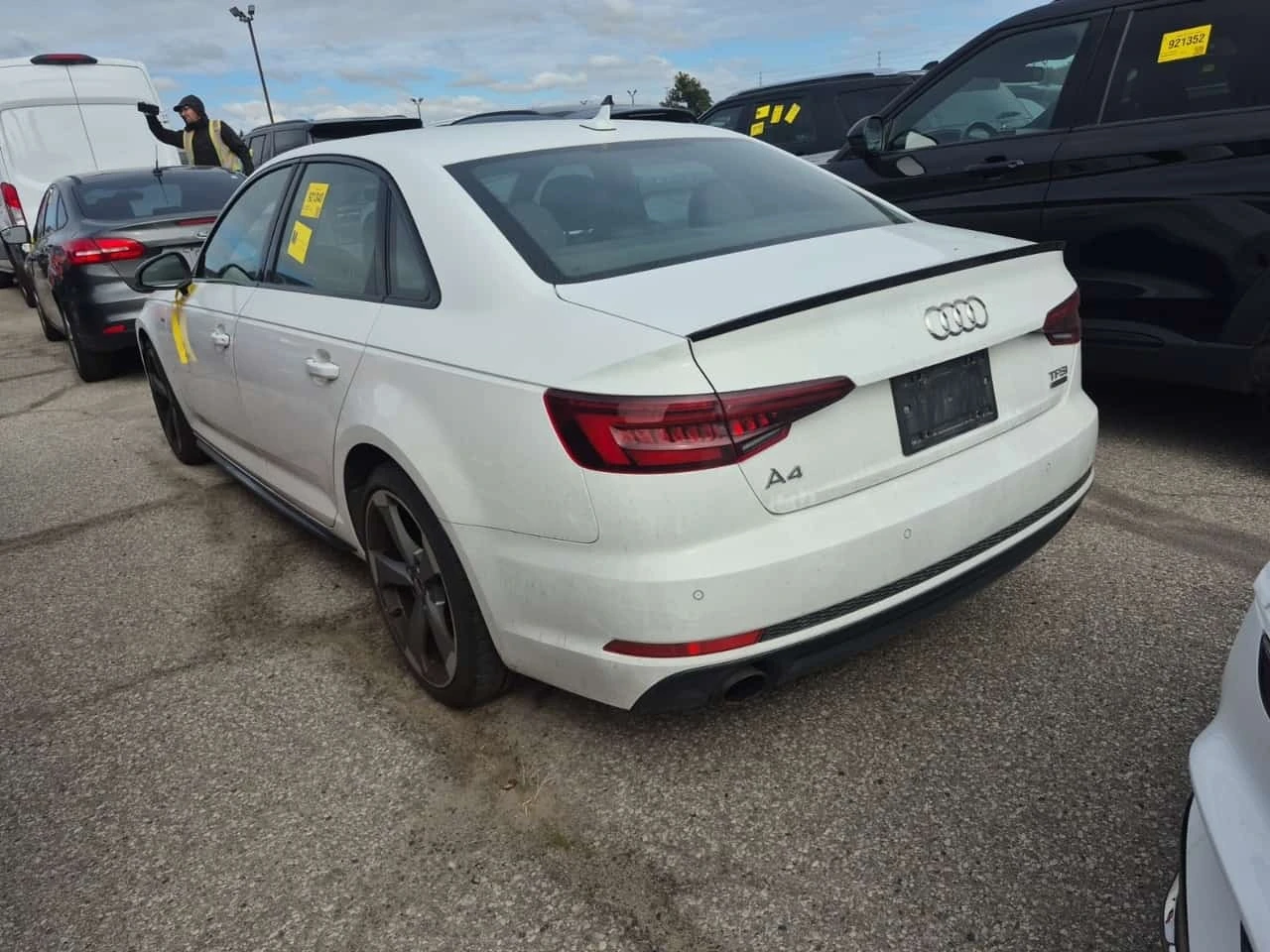 Audi A4  Progressiv / Carfax / Led / Автокредит, снимка 6 - Автомобили и джипове - 56260851