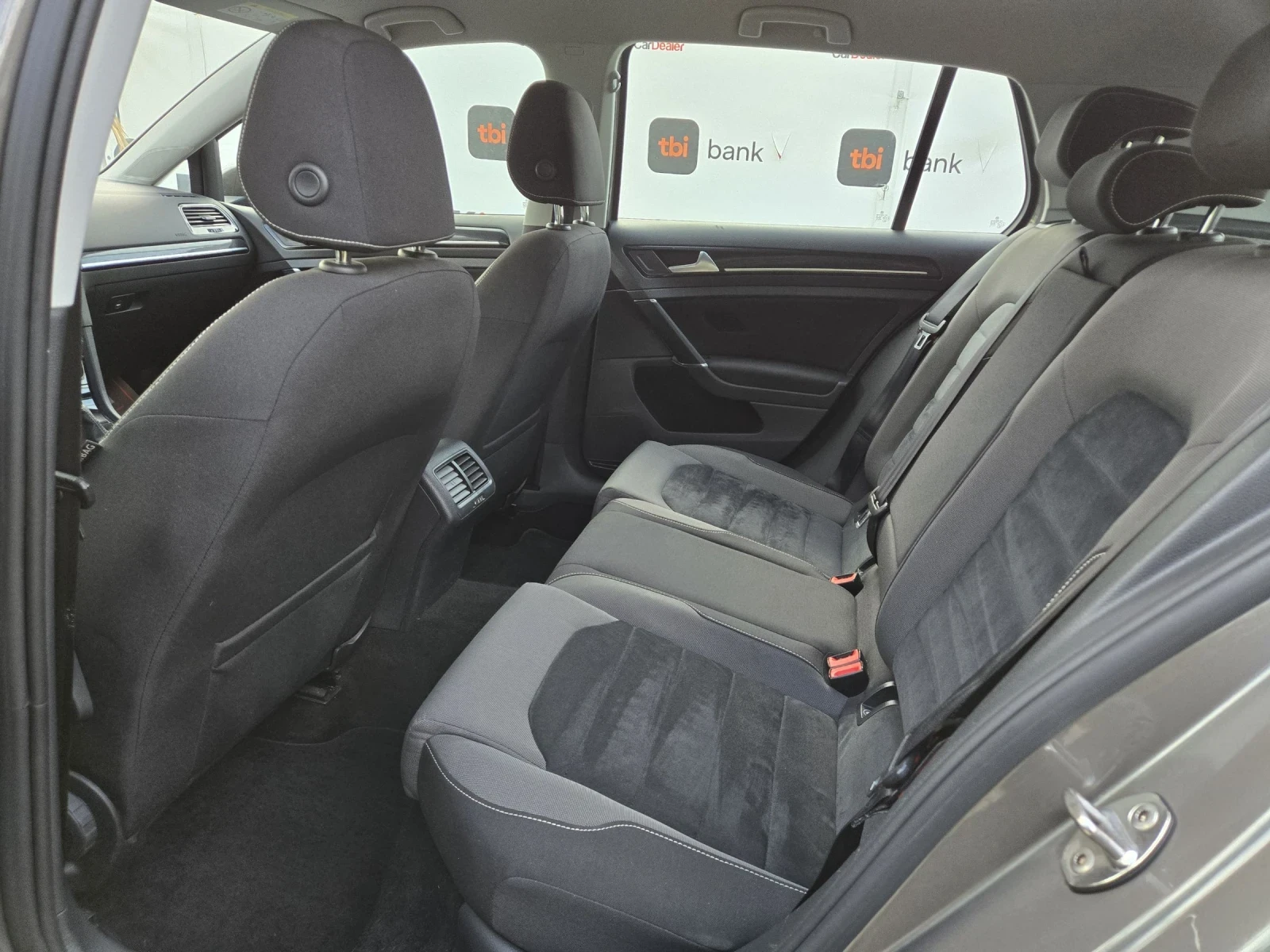 VW Golf 1.6TDI-110��= ����= ���������= ���������� | Mobile.bg � ����������� 9