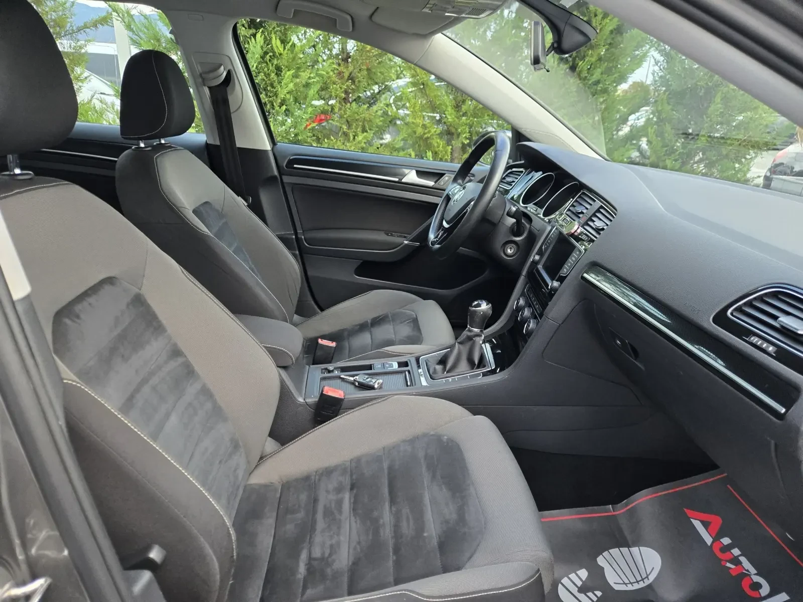 VW Golf 1.6TDI-110��= ����= ���������= ���������� | Mobile.bg � ����������� 15