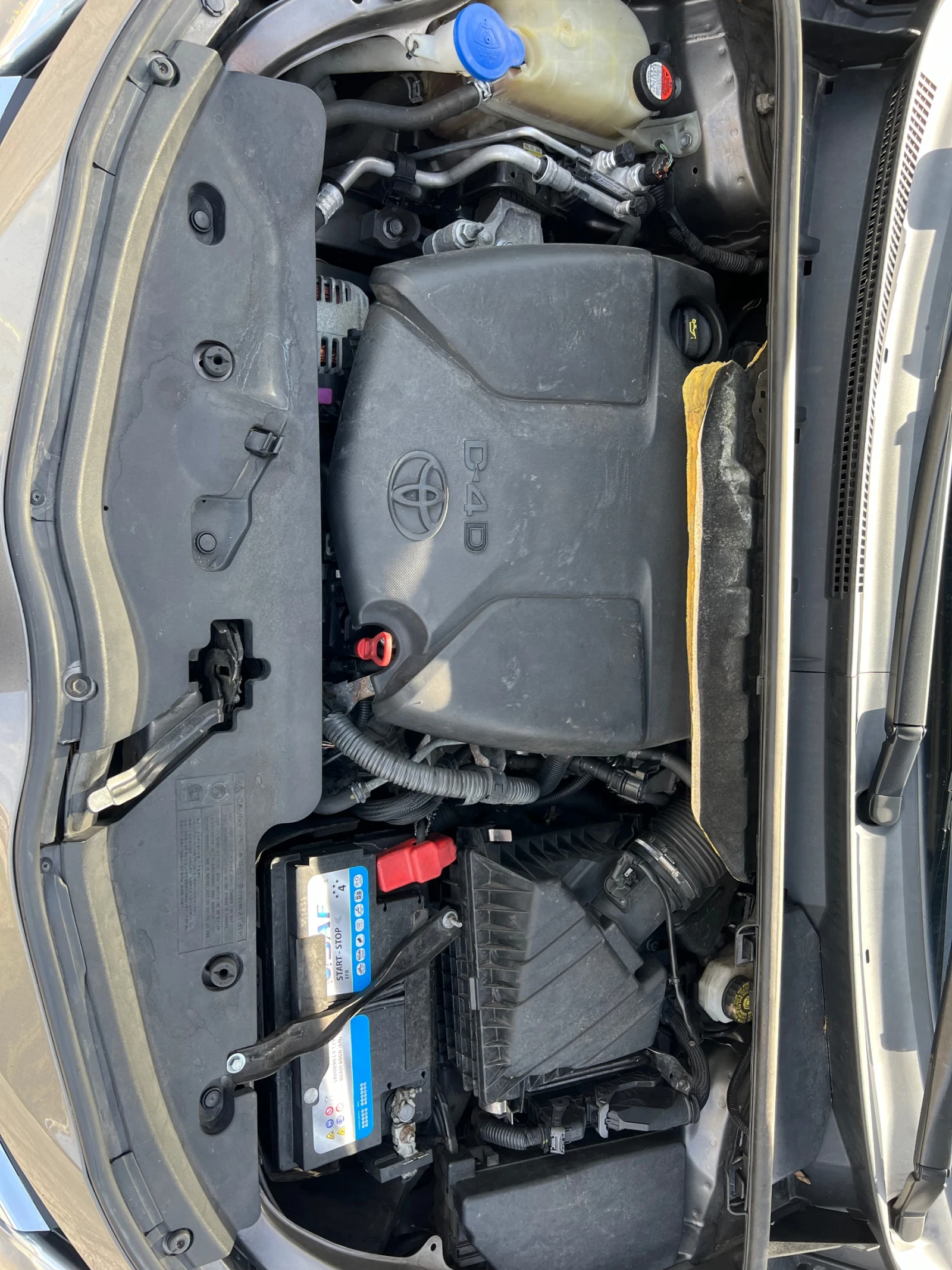 Toyota Verso, снимка 14 - Автомобили и джипове - 56572883