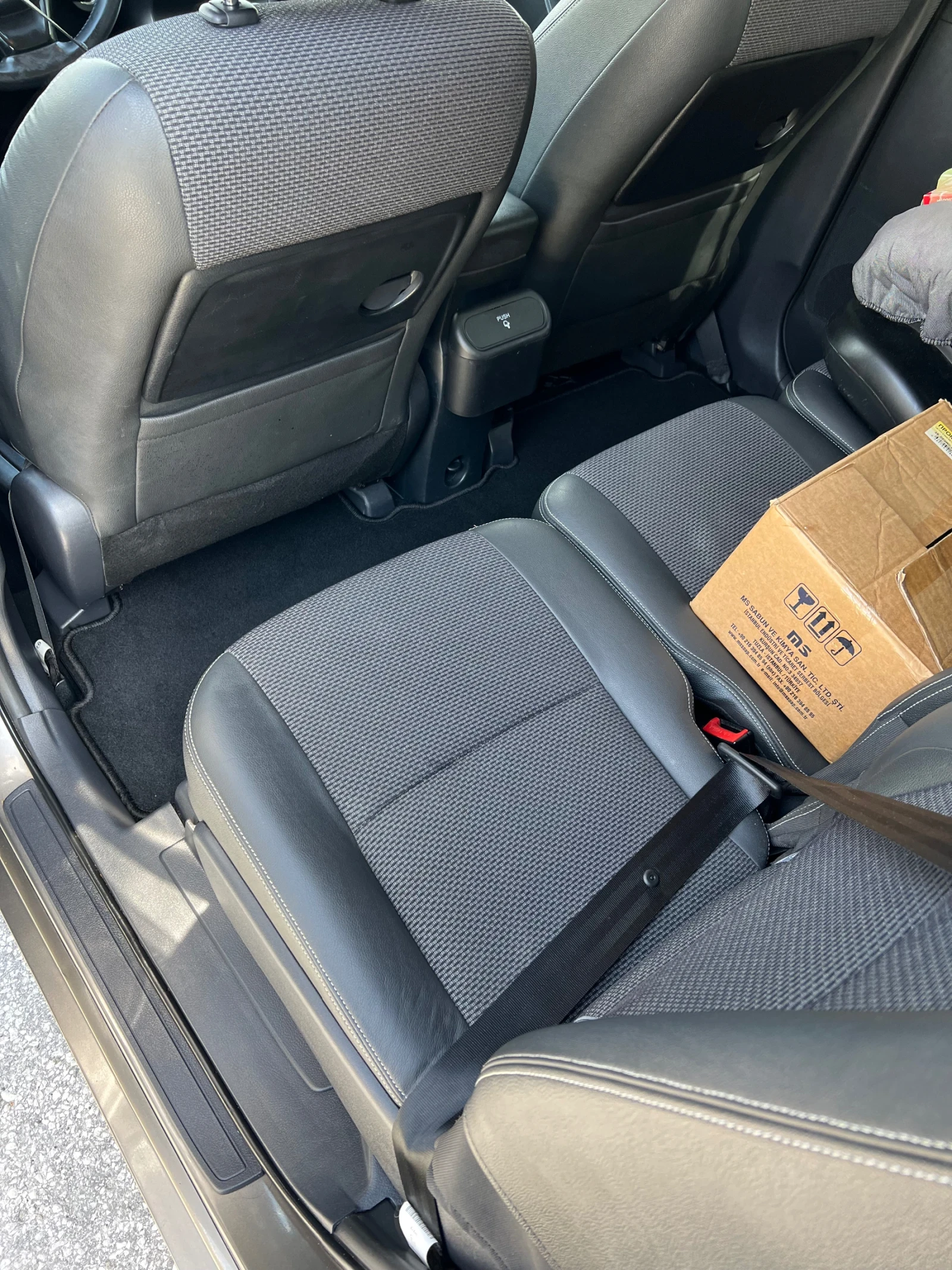Toyota Verso, снимка 10 - Автомобили и джипове - 56572883