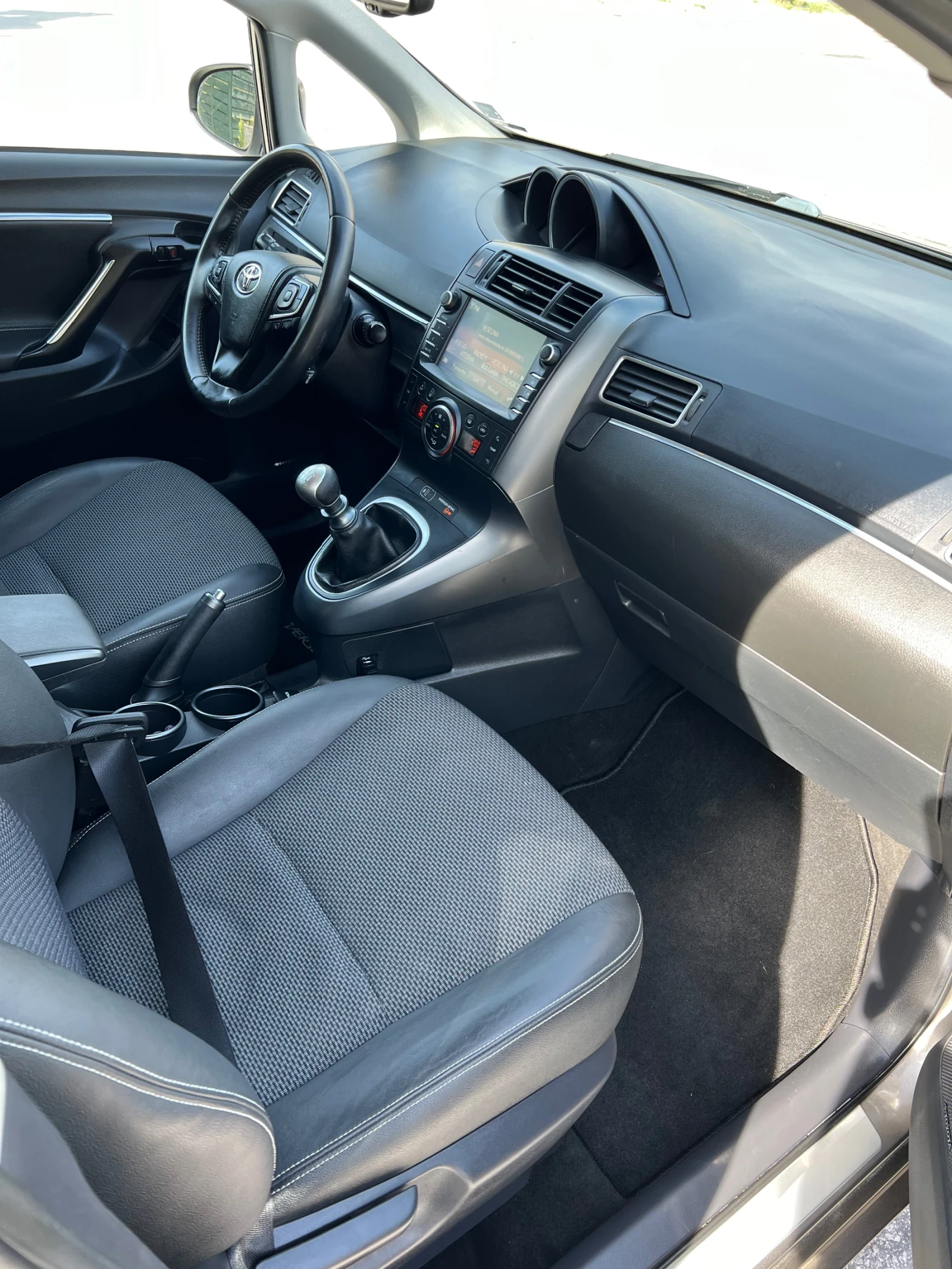 Toyota Verso, снимка 3 - Автомобили и джипове - 56572883