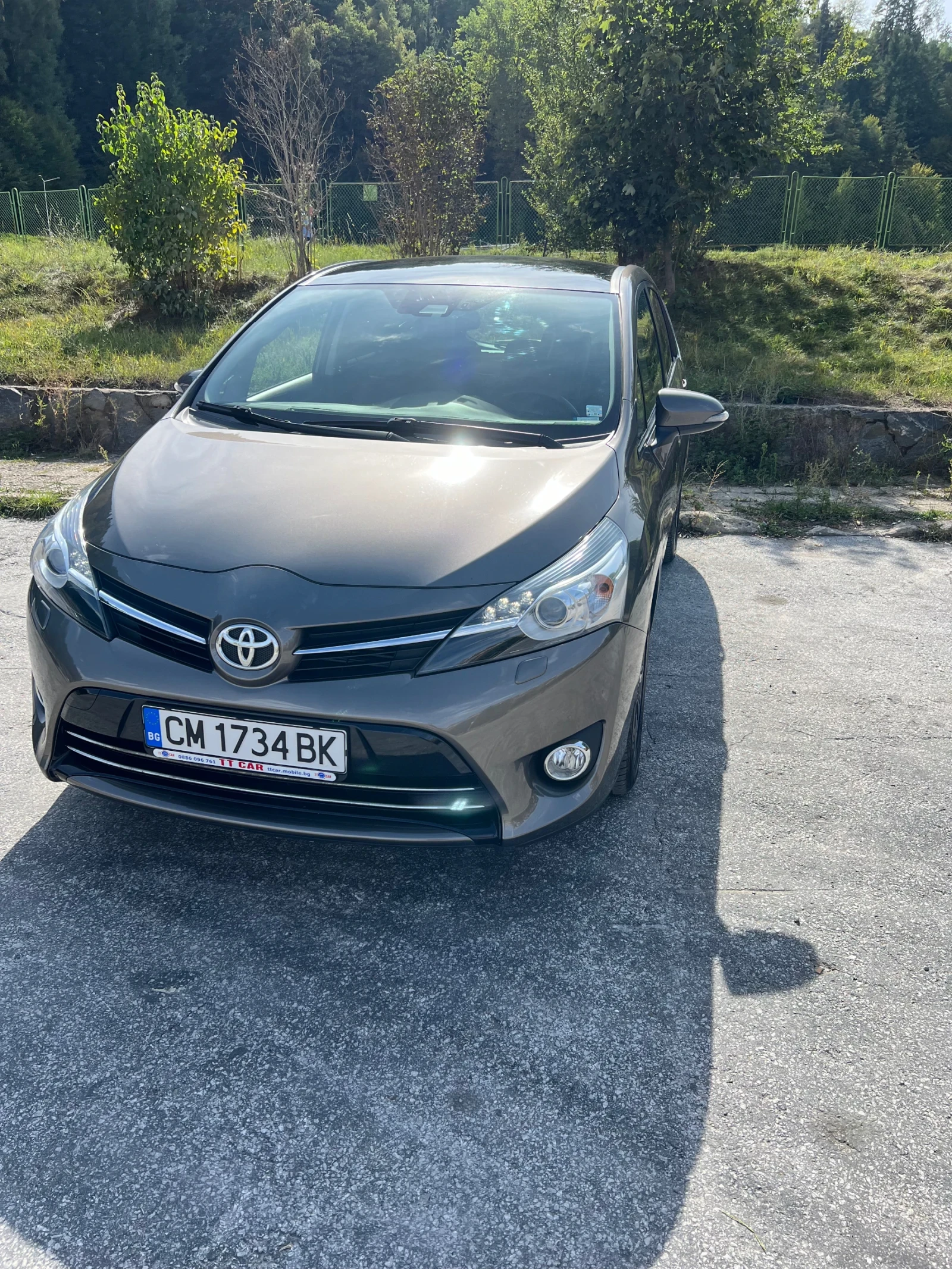 Toyota Verso, снимка 2 - Автомобили и джипове - 56572883