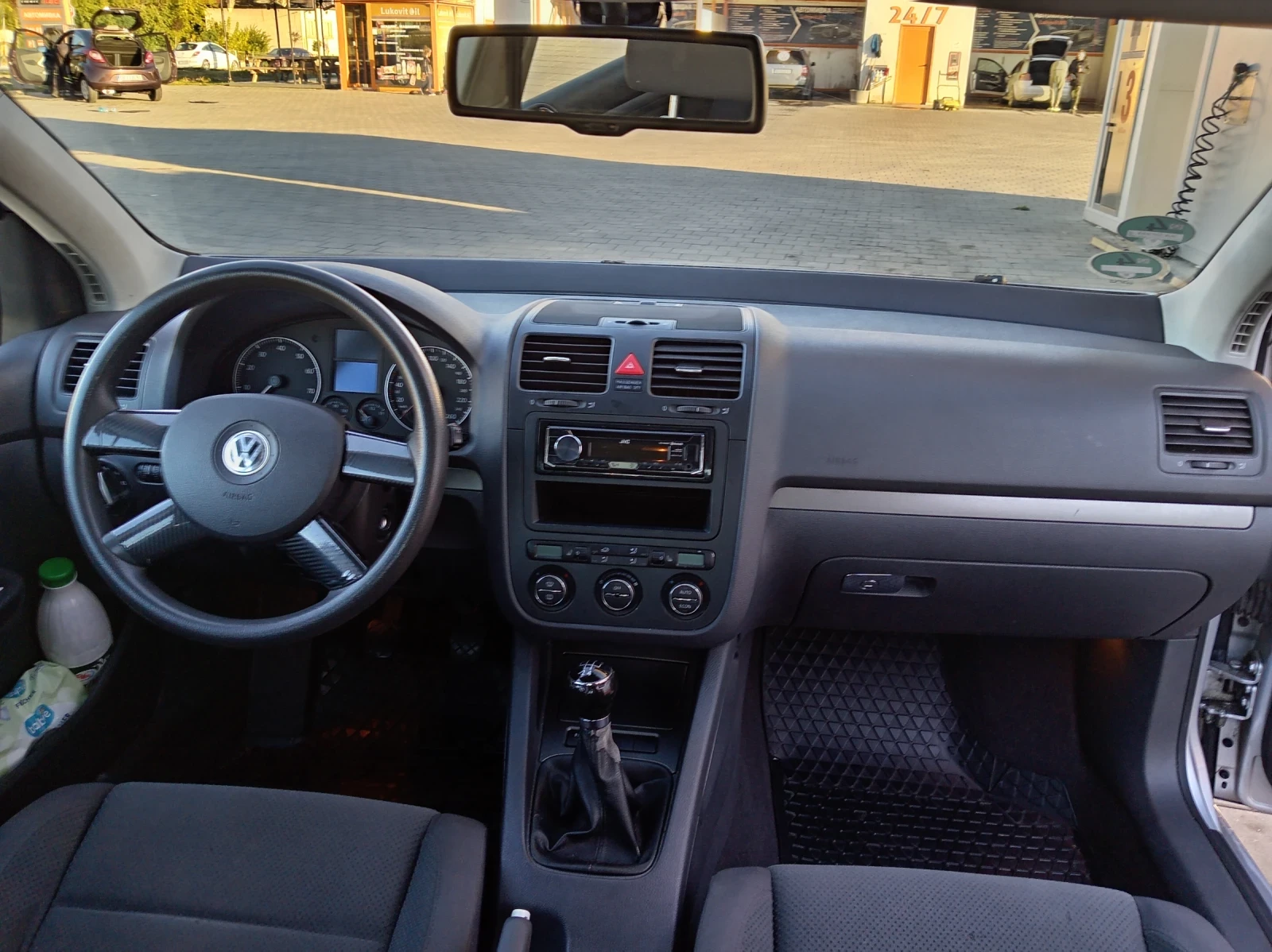VW Golf 1.6 бензин 102коня , снимка 7 - Автомобили и джипове - 56738482