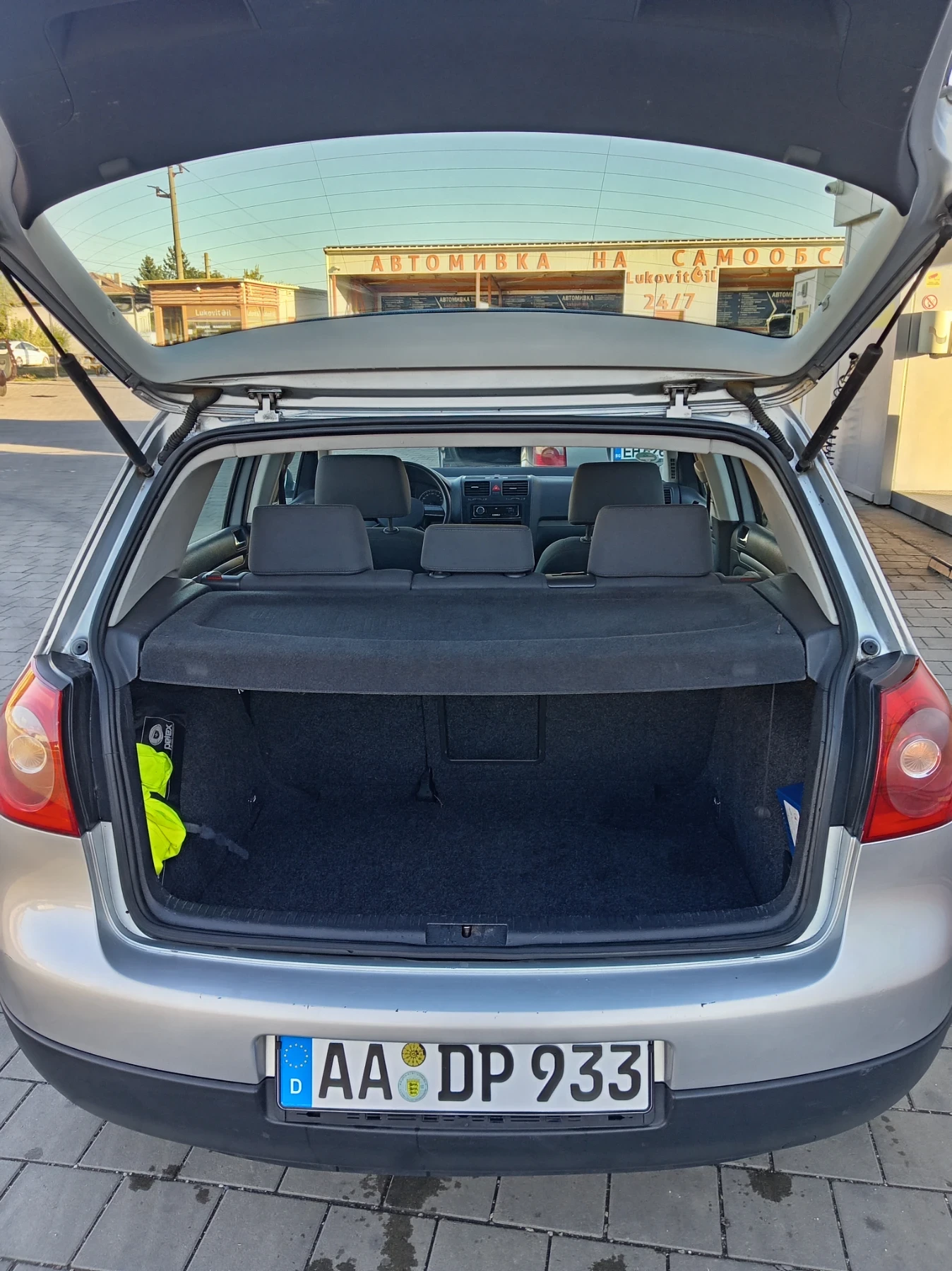 VW Golf 1.6 бензин 102коня , снимка 5 - Автомобили и джипове - 56738482