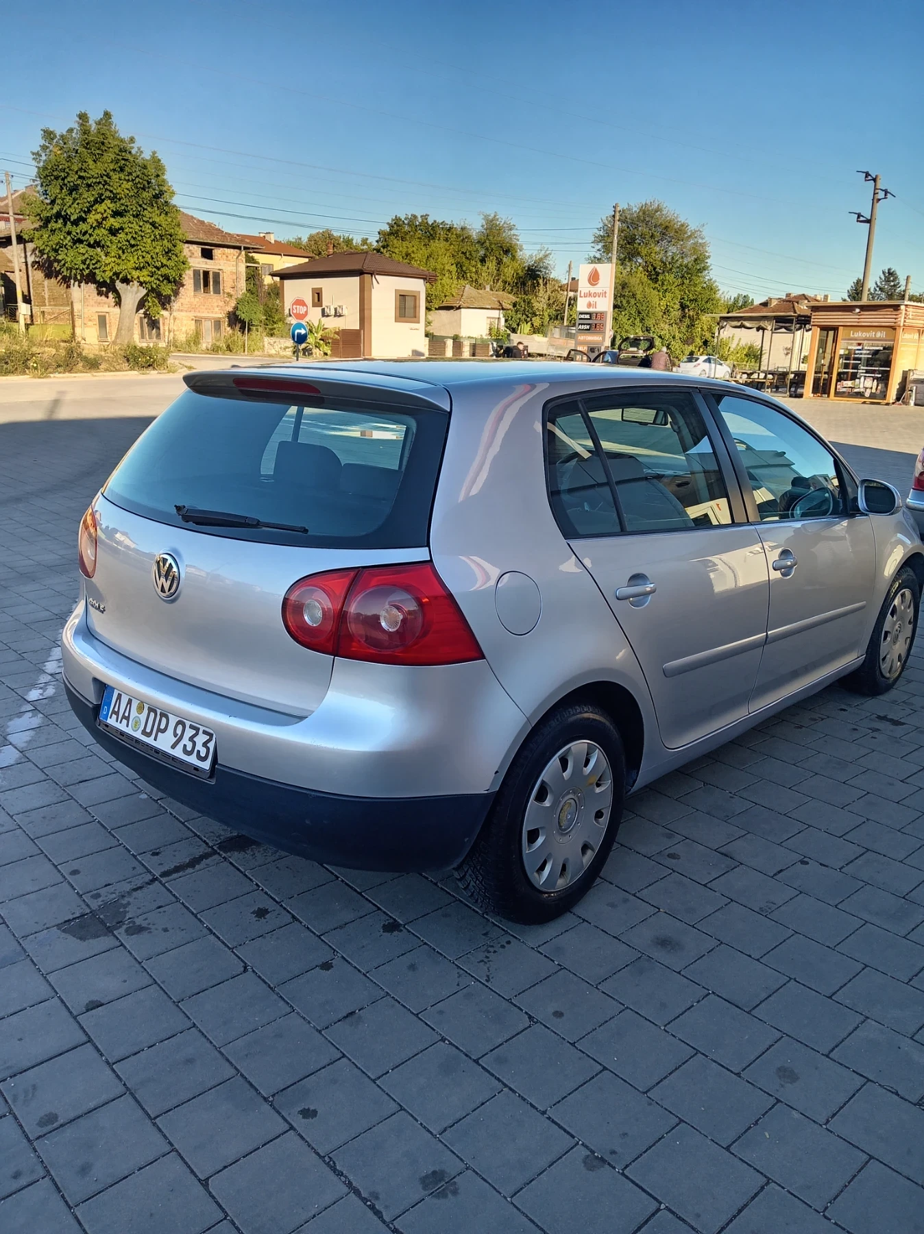 VW Golf 1.6 бензин 102коня , снимка 2 - Автомобили и джипове - 56738482