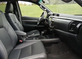 Toyota Hilux 2.8 D-4D Double Cab 4x4 2023, снимка 4