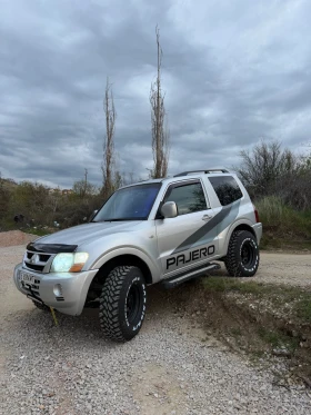 Mitsubishi Pajero 2.5 - 8700 € / 17015.72 лв. - 61624137 2