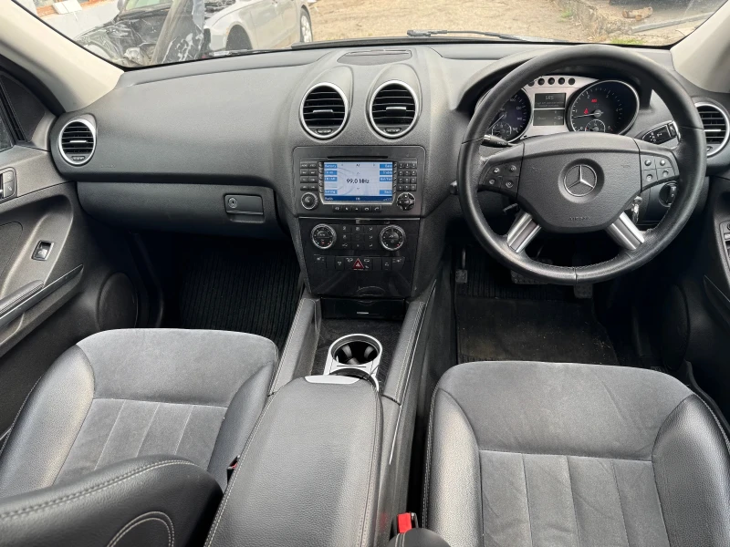Mercedes-Benz ML 320 320cdi 224кс, снимка 8 - Автомобили и джипове - 36291109