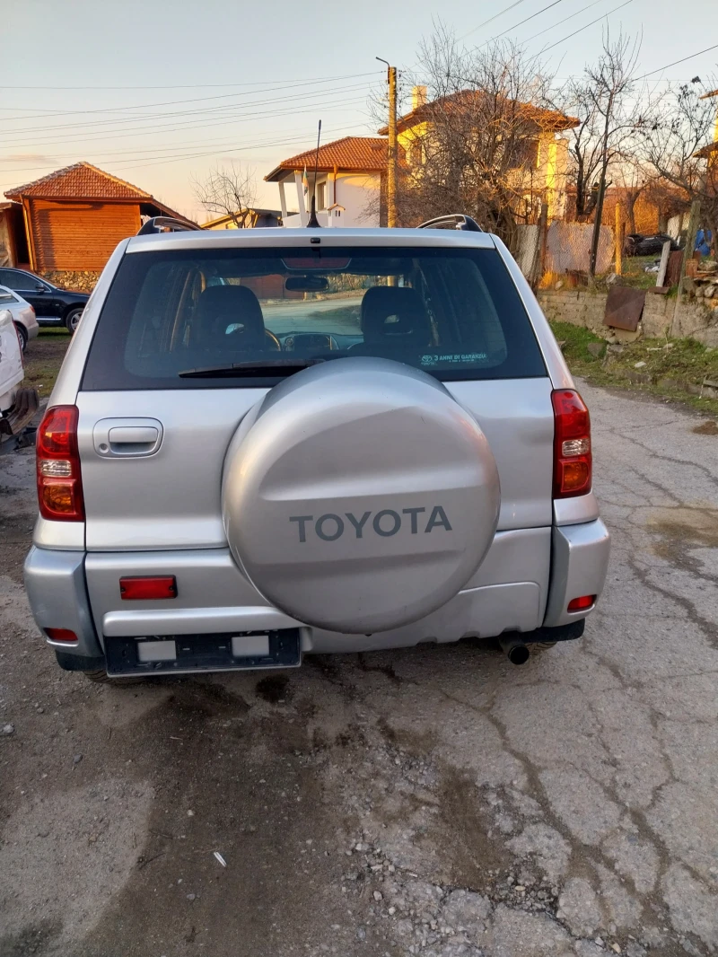 Toyota Rav4 2 D4D , снимка 5 - Автомобили и джипове - 49364217