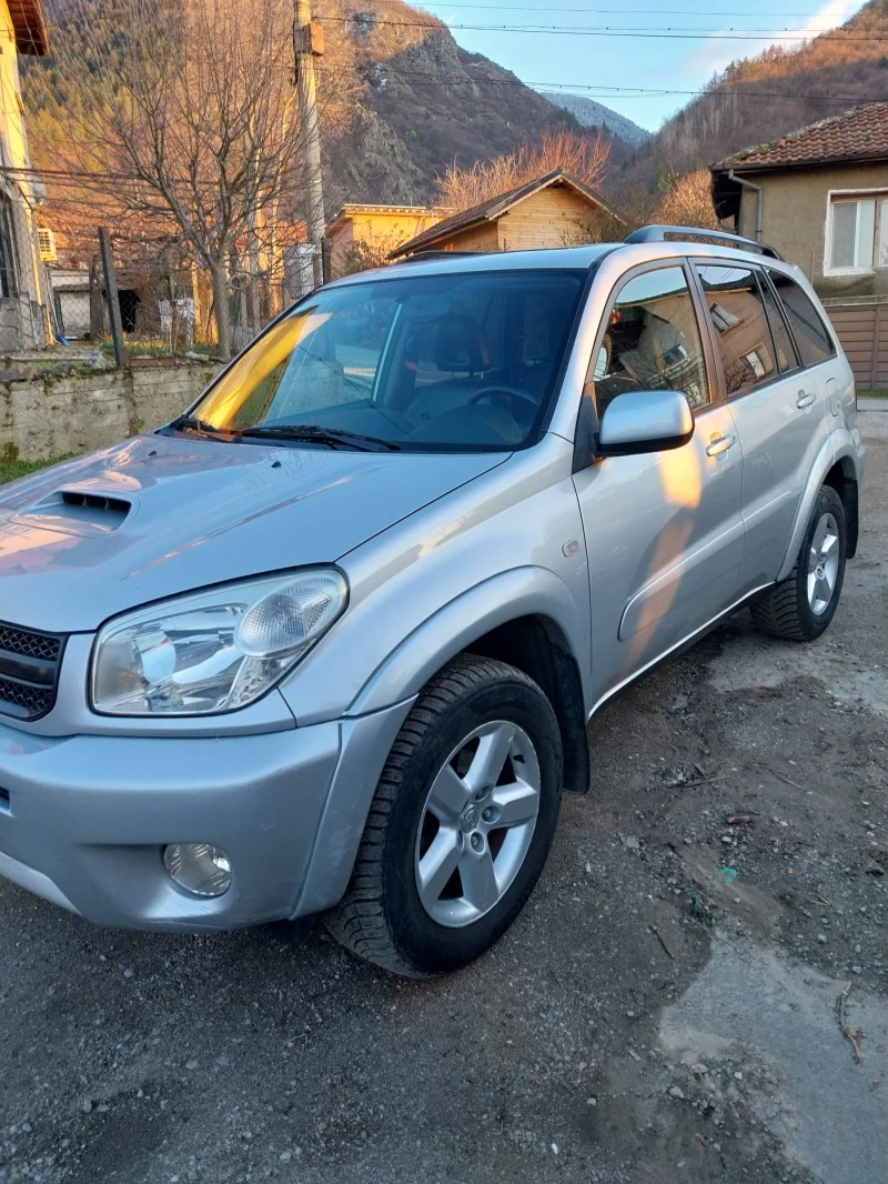 Toyota Rav4 2 D4D , снимка 3 - Автомобили и джипове - 49364217