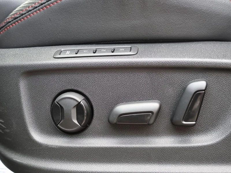 Skoda Kodiaq 2.0TSI* RS* 4X4* DSG* * MEMORY* LED* CARPLAY* , снимка 4 - Автомобили и джипове - 52441397