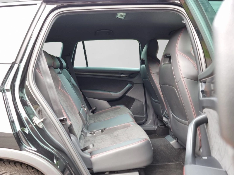 Skoda Kodiaq 2.0TSI* RS* 4X4* DSG* * MEMORY* LED* CARPLAY* , снимка 12 - Автомобили и джипове - 52441397