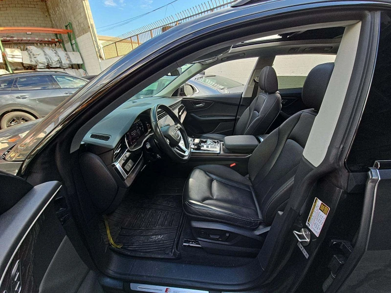 Audi Q8 Premium Plus, снимка 8 - Автомобили и джипове - 52518226