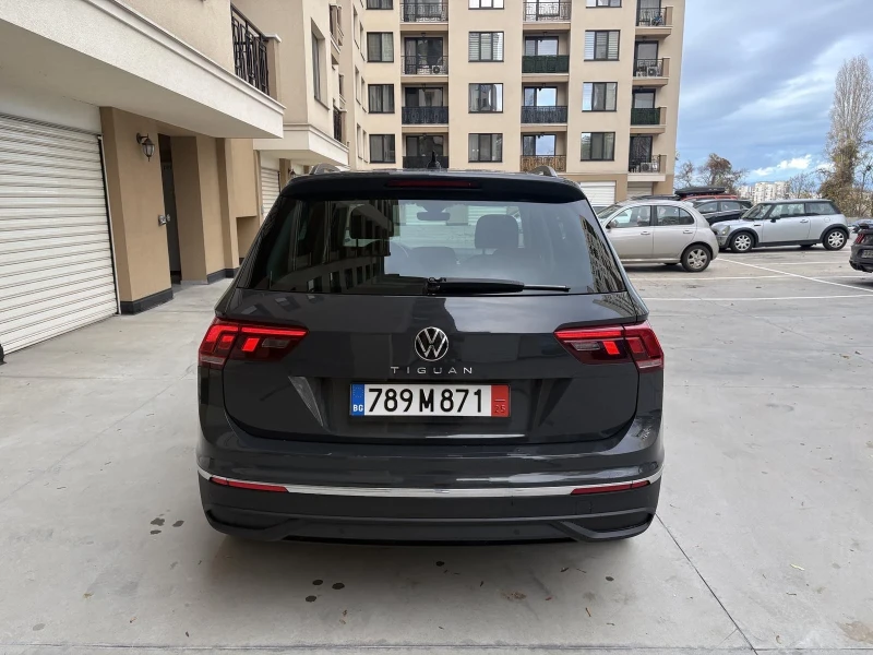 VW Tiguan Facelift, Distronic, Front Assist, История-88КМ, снимка 8 - Автомобили и джипове - 53055467