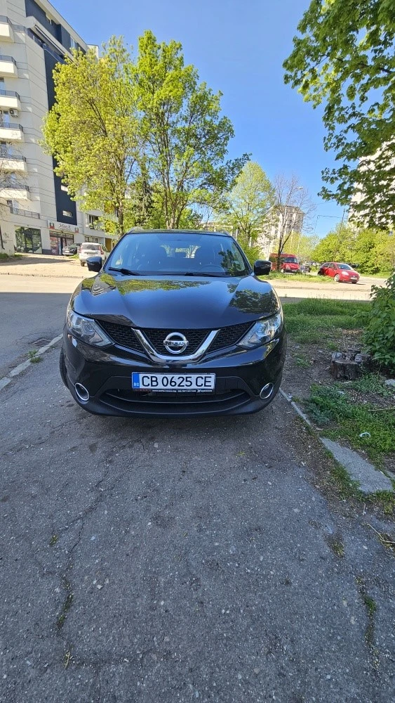 Nissan Qashqai, снимка 8 - Автомобили и джипове - 54356674